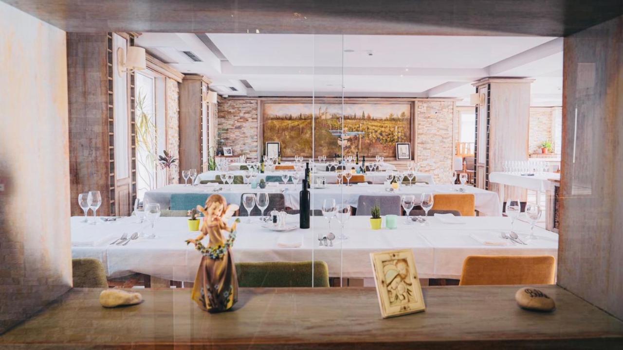Wine Hotel Cesarica Međugorje Екстериор снимка