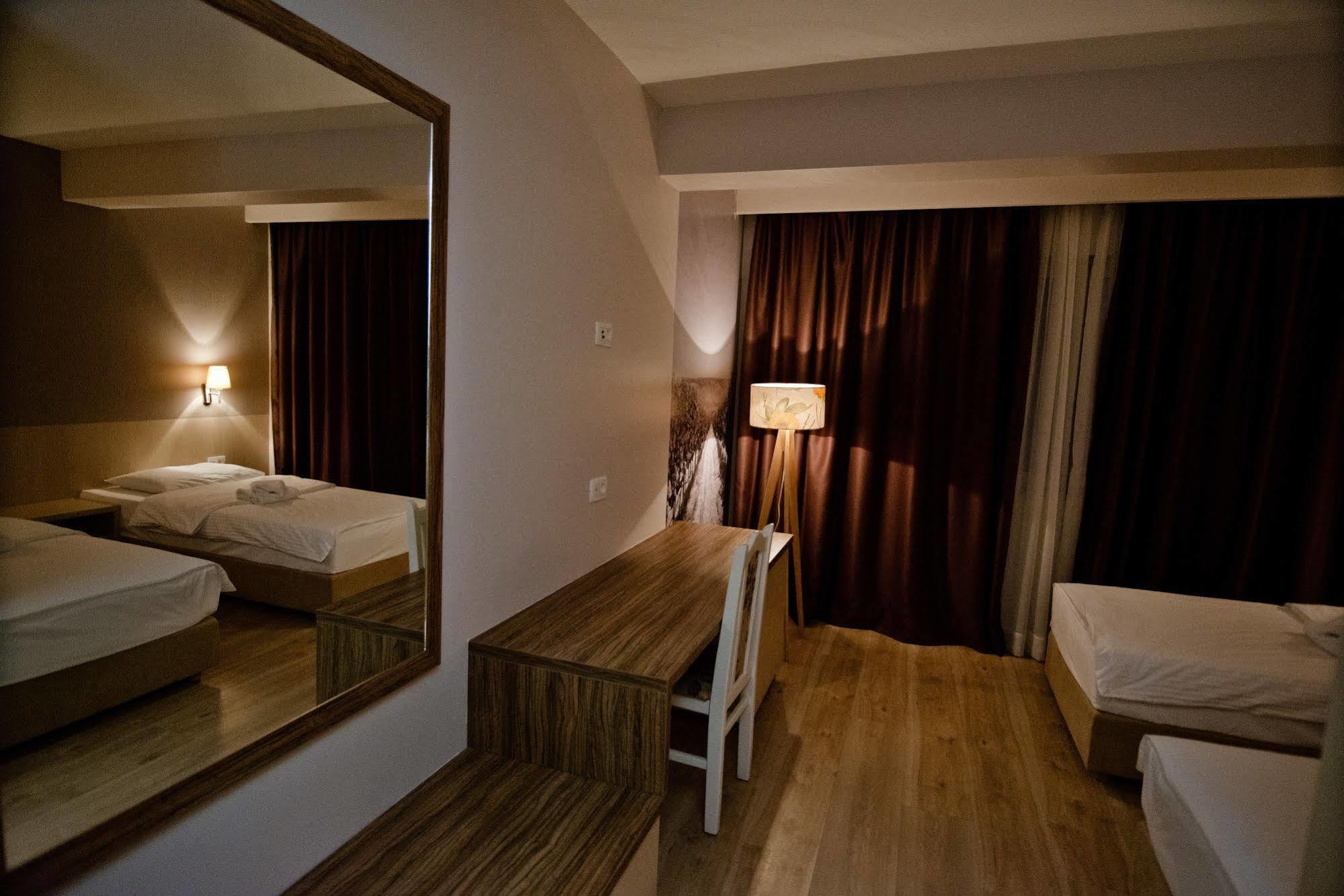 Wine Hotel Cesarica Međugorje Екстериор снимка