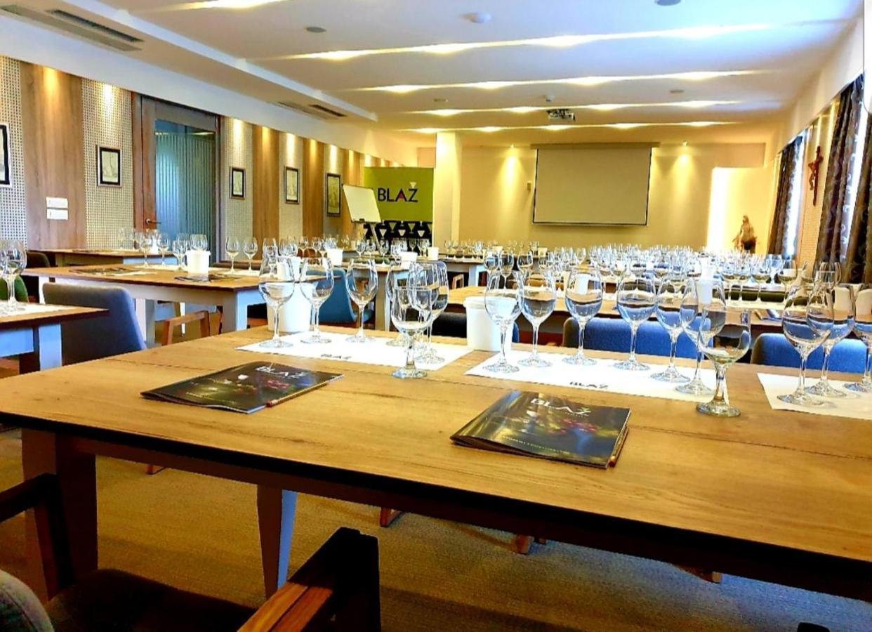 Wine Hotel Cesarica Međugorje Екстериор снимка